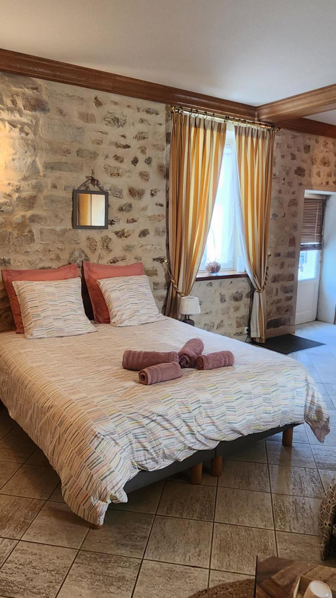Bed and Breakfast La Ferme Des Ruelles Moigny Exteriér fotografie